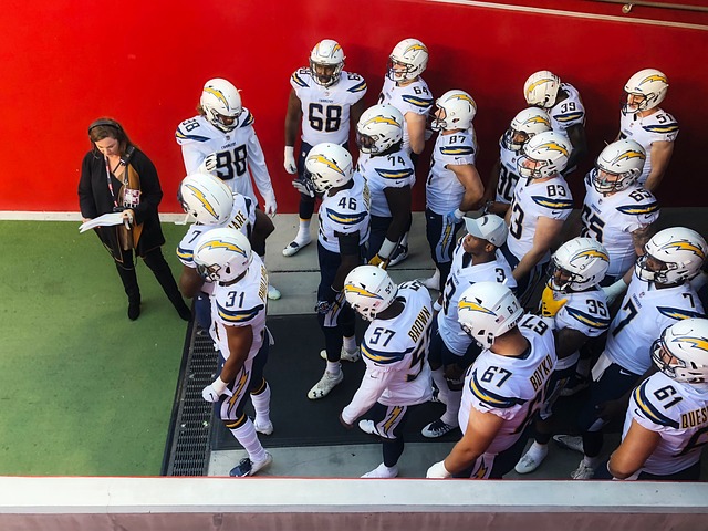 个成员都在 个成员都在